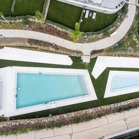 Апартаменти Vivi Homes - Eros Luxury, Pool, Sauna, Gym & Terrace *